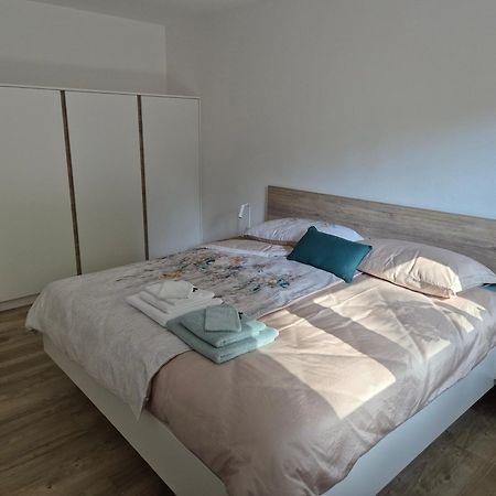 Apartamento Hisa Oblak Gozd Martuljek Exterior foto