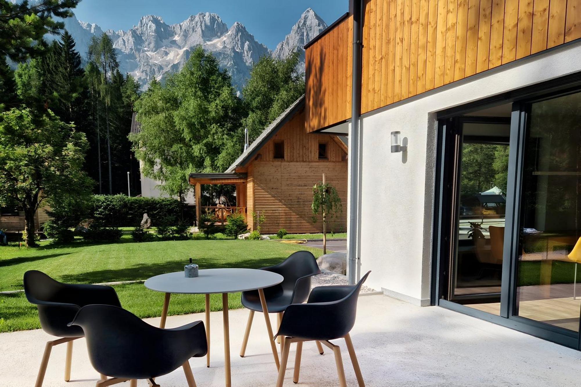 Apartamento Hisa Oblak Gozd Martuljek Exterior foto