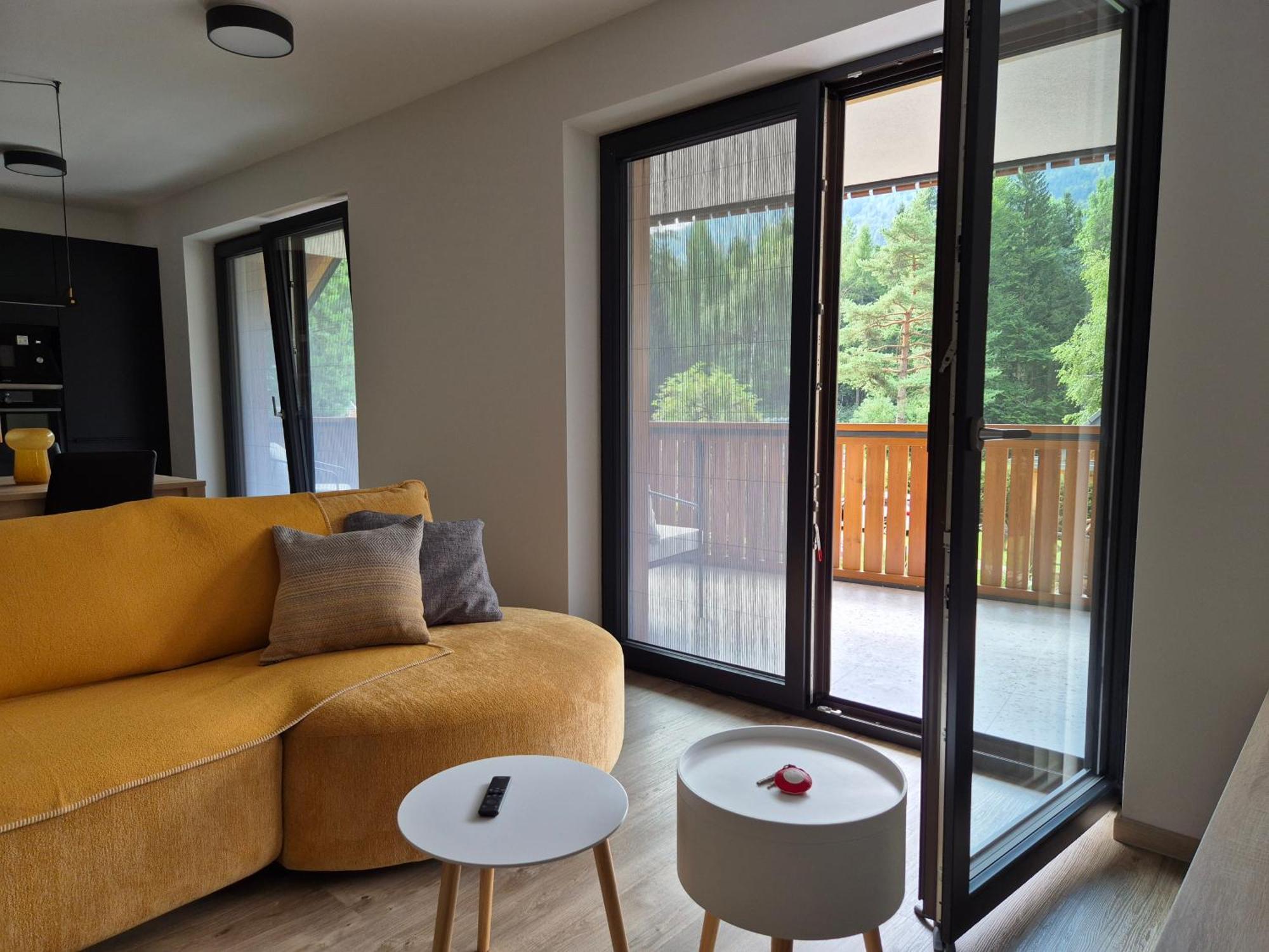 Apartamento Hisa Oblak Gozd Martuljek Exterior foto